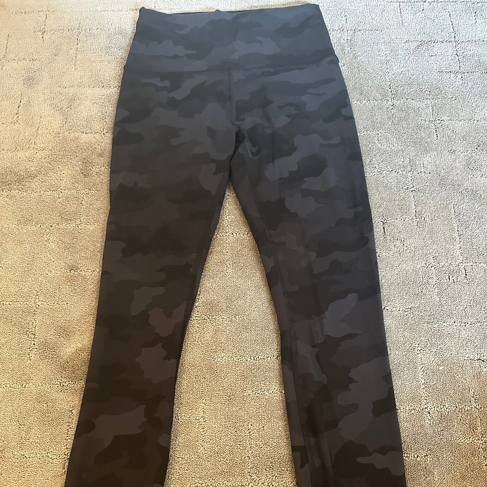Lululemon Wunder Under 25” Leggings